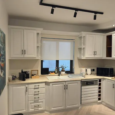 Stunning Seafront Apartment, Panoramic Sea Views