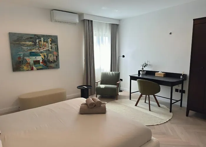 Stunning Seafront Apartment, Panoramic Sea Views Apartament St. Julian's