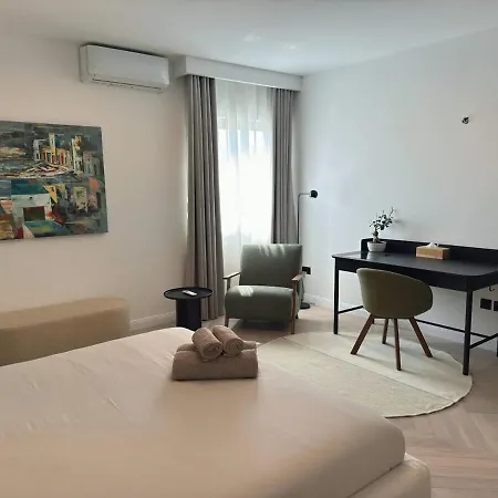 Stunning Seafront Apartment, Panoramic Sea Views Apartment Saint Julian's